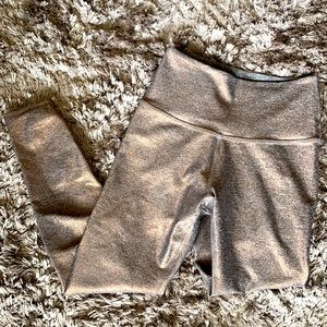 Beyond Yoga Metallic Gold Yoga Pants Medium